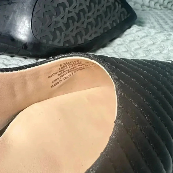 Karl Lagerfeld Rosette Quilted Pointed Toe Pumps | Black | 8.5 - Picture 4 of 15